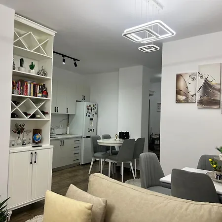 Central Flat Apartment